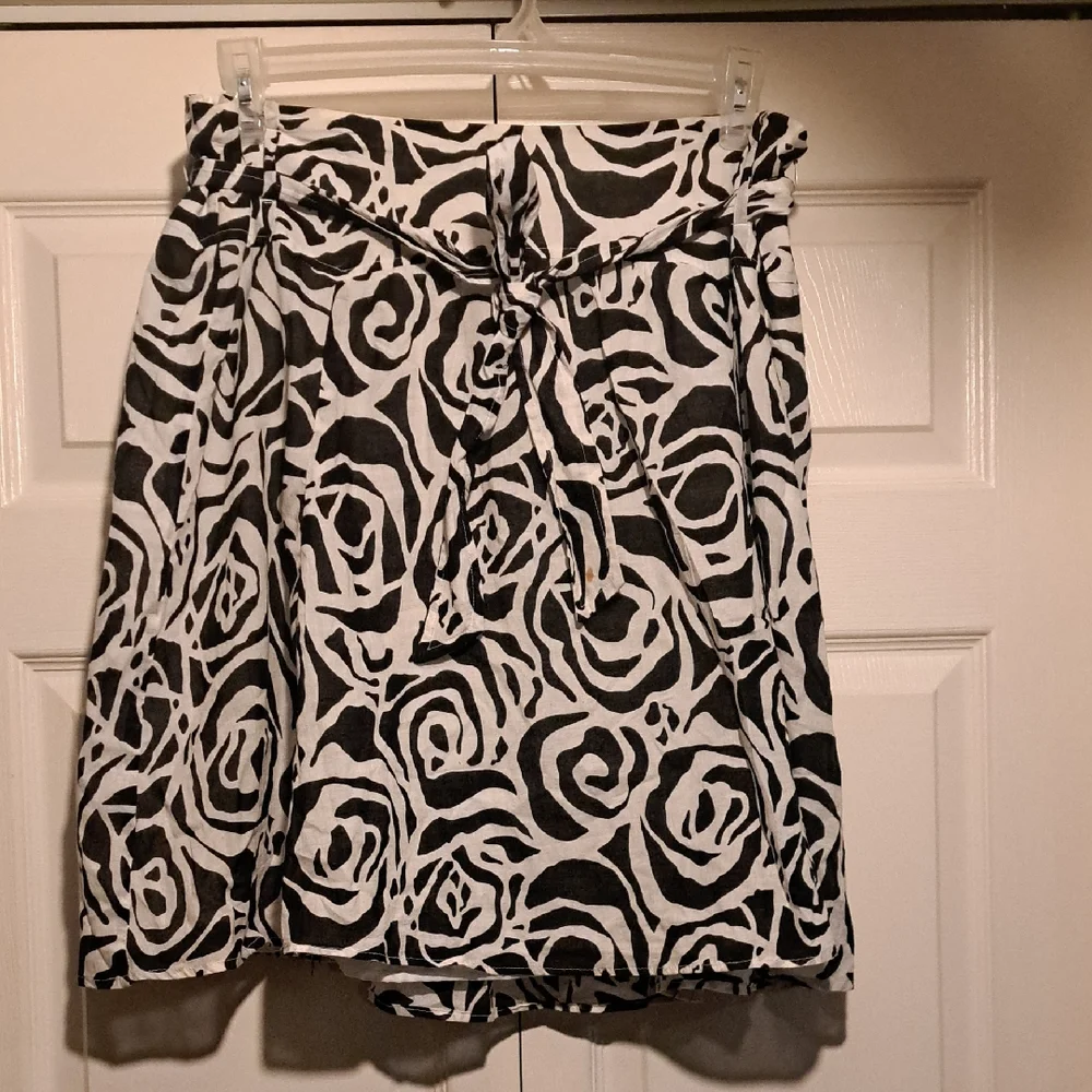 🎱Jessica Black & White Swirl A-Line Womans Summer Skirt - Picture 1 of 6